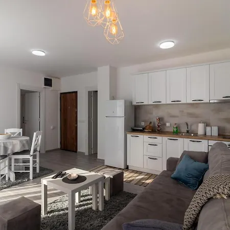 Apartment Diva 5